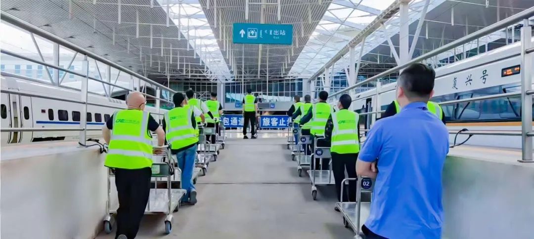 快递是用火车送的吗,火车送快递吗