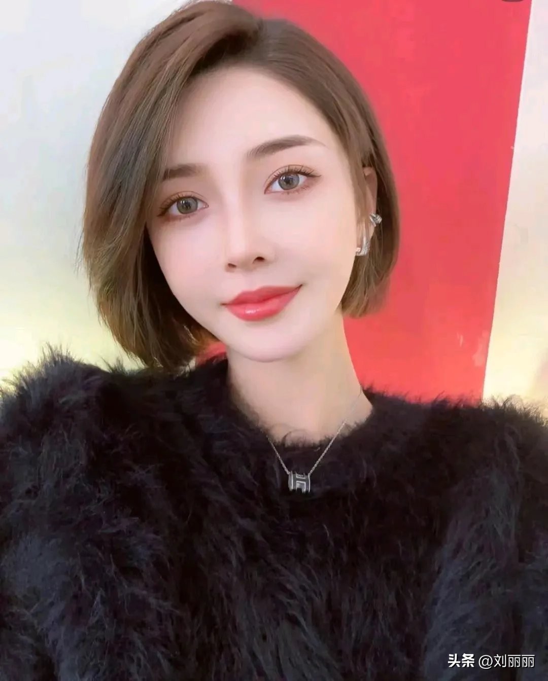 女孩子发型简单扎法10-14岁中短发,12-15岁学生适合的无刘海短发发型