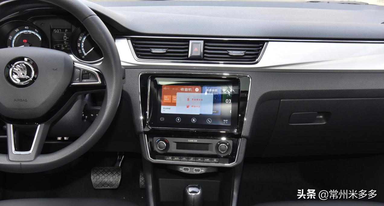 斯柯达7.98万,2022款斯柯达昕锐驾驶体验