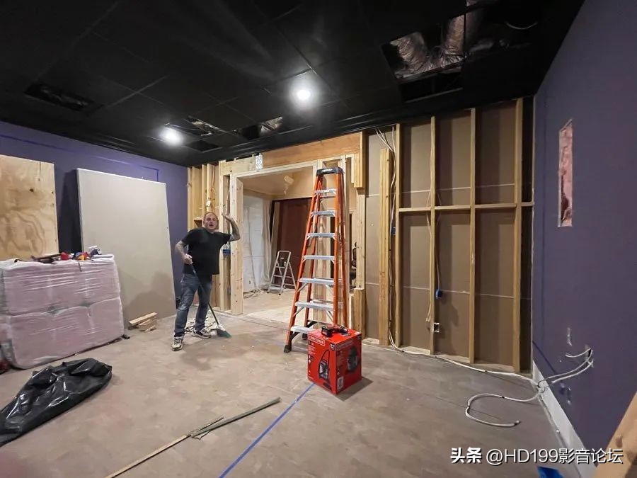 AVS论坛12月最佳家庭影院—MarkLeBlanc的7.2.4影院