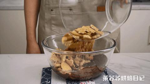 女王款蛋糕个性简单,女王自己做主的蛋糕应该怎样做