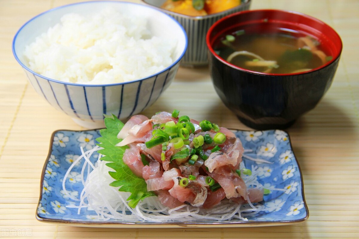 竹荚鱼钓法日本一年吃几亿条日本专业海钓入门防波堤钓书籍