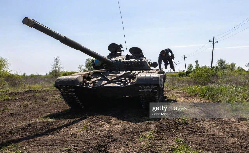 豹2乌克兰首战击毁俄战车,英国援助乌克兰多少辆豹2