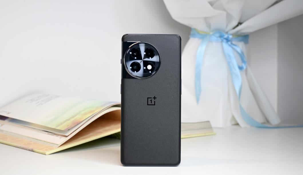 5月手机榜iPhone霸榜高端，3000档一加Ace2最火，口碑如何？