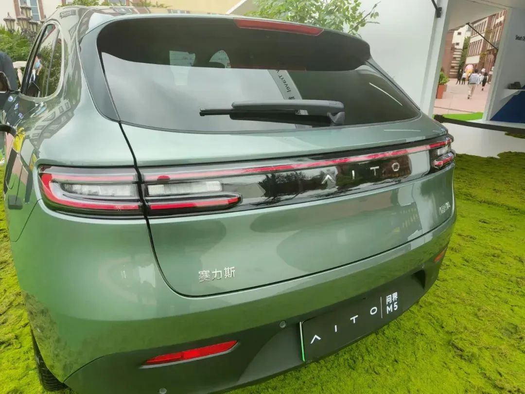 比亚迪杀疯，问界黑马，牛创退场，雷丁举报……|汽车商业评论