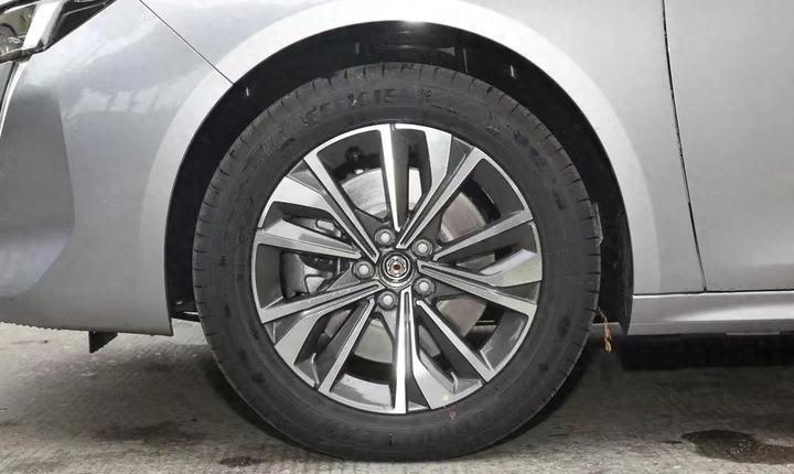 标致508养车费用,省钱技巧用车小常识