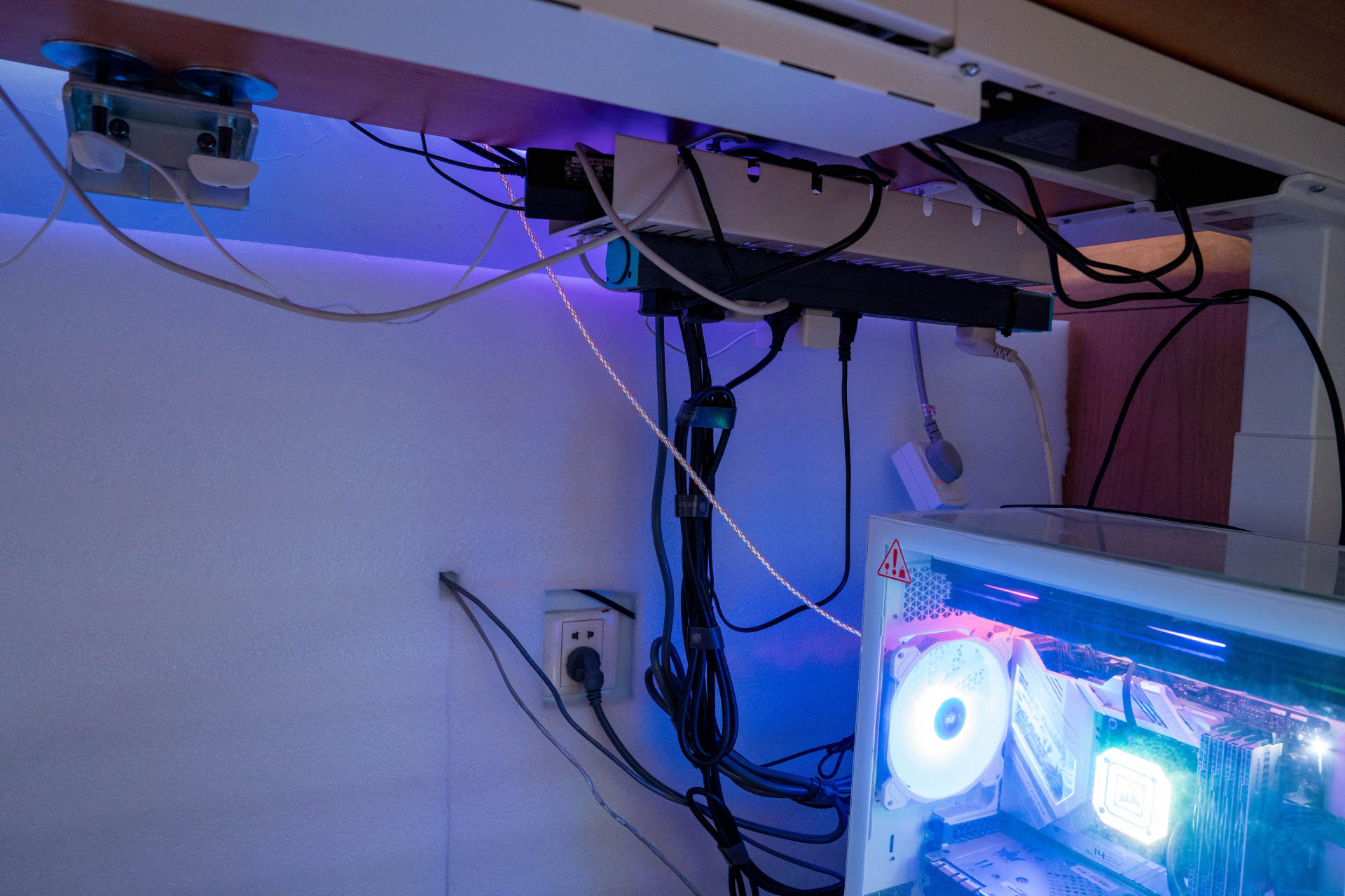 长时间玩电脑桌椅推荐,桌椅推荐电脑桌