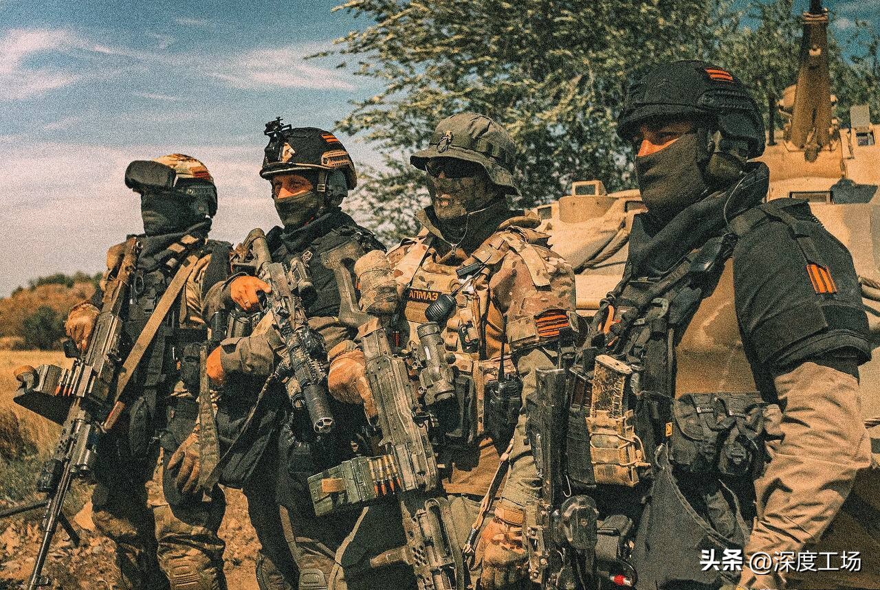 俄军冰雹火箭炮攻击乌军效果,俄军发射神秘攻顶弹遏制乌军反扑