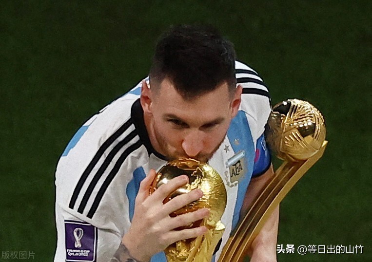 男孩为了长高每天拿针扎,男孩为了长高每天扎大腿