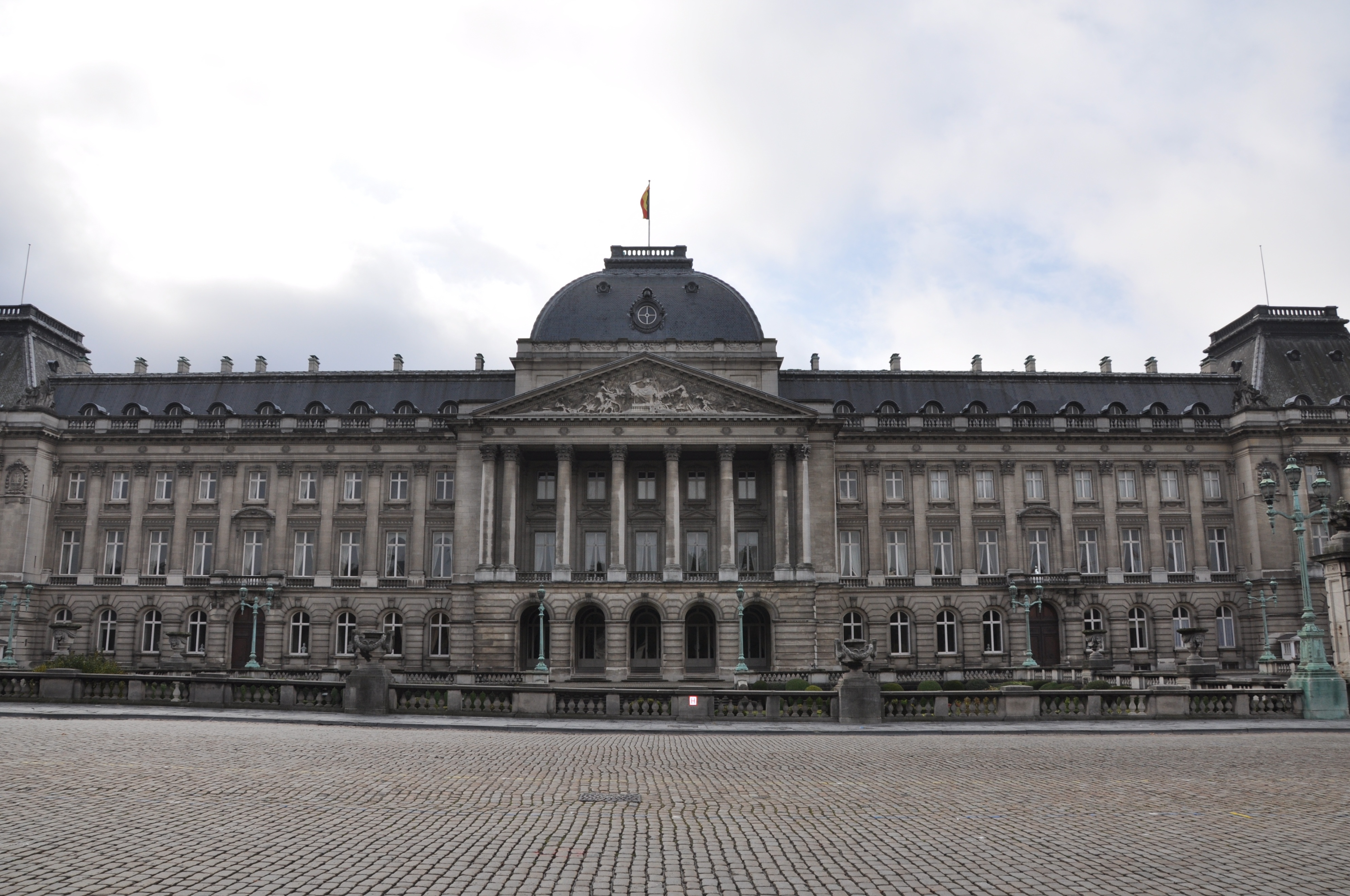 小尿童于连的身高,比利时印象巧克力