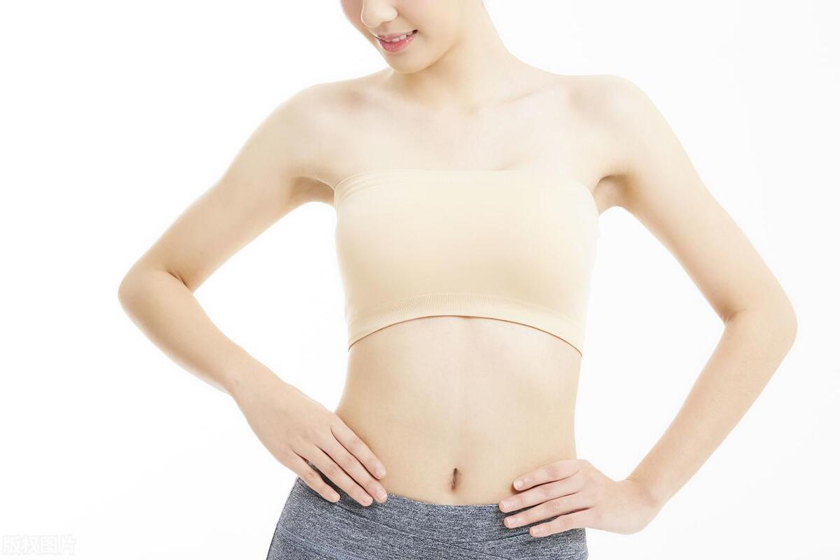 女生胸部偏硬为什么,女生的胸部会变大的原因