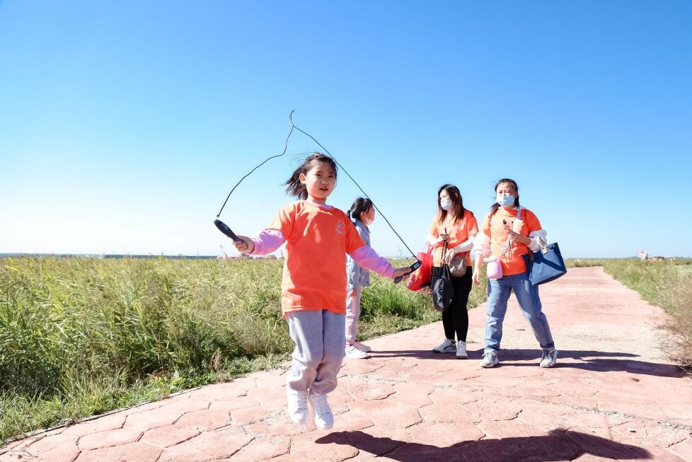 奥运冠军庞伟领跑“北斗杯”全国青少年体育大赛张北站成功举办