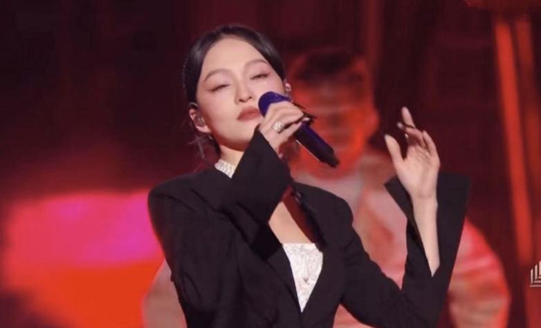 今年央视和湖南跨年哪个好,湖南卫视跨年晚会央视一套