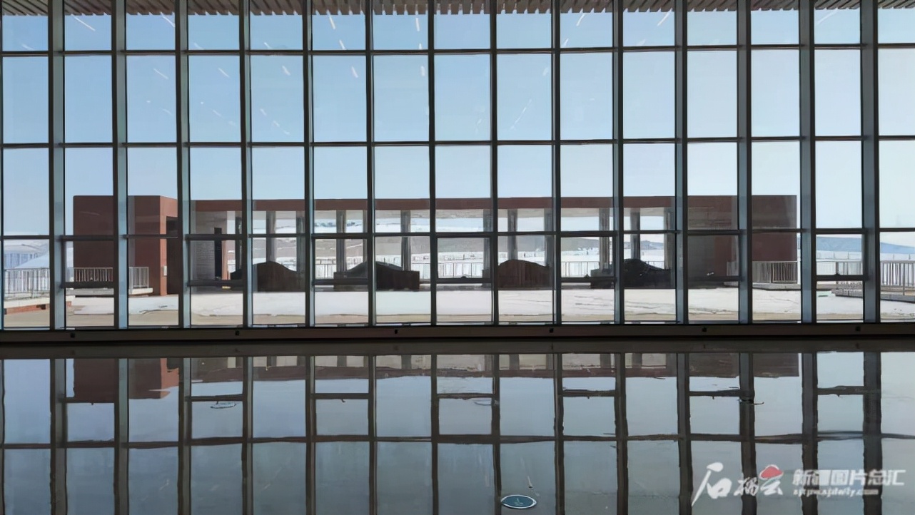 新疆大学博达校区图书馆视频,高颜值大学图书馆