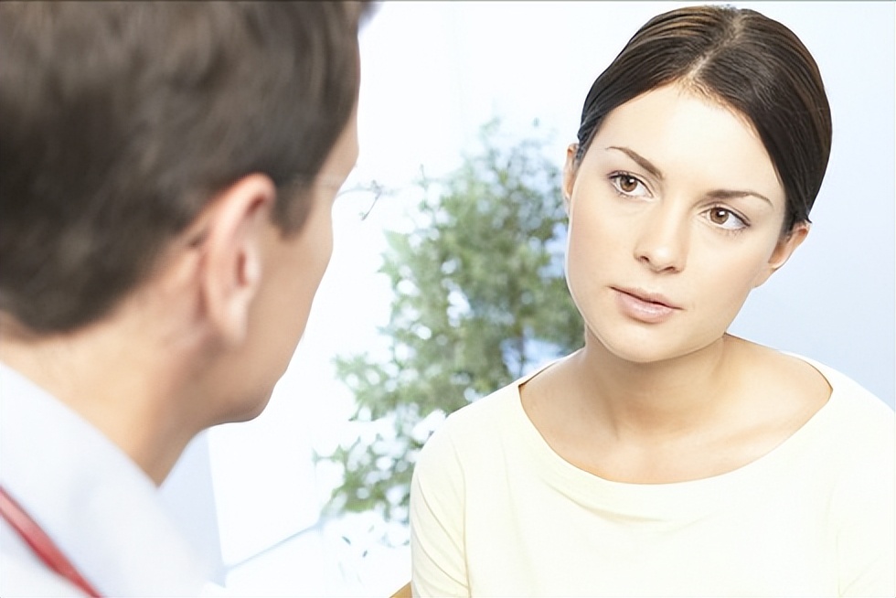 为什么肛裂的人越来越多？女性比男性高发？与这3种生活习惯有关