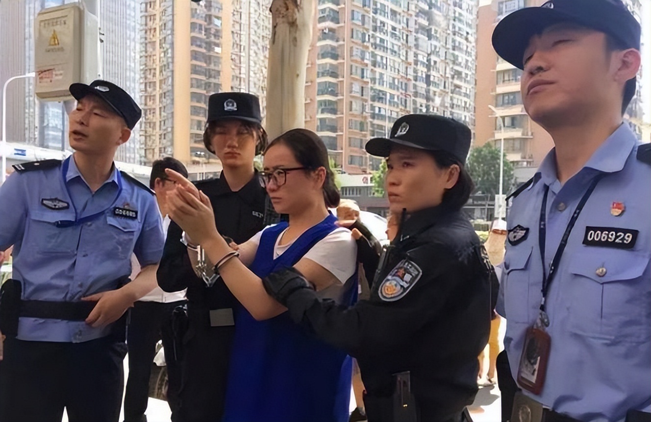 90后黑社会女老大套路贷,90后套路贷女黑老大