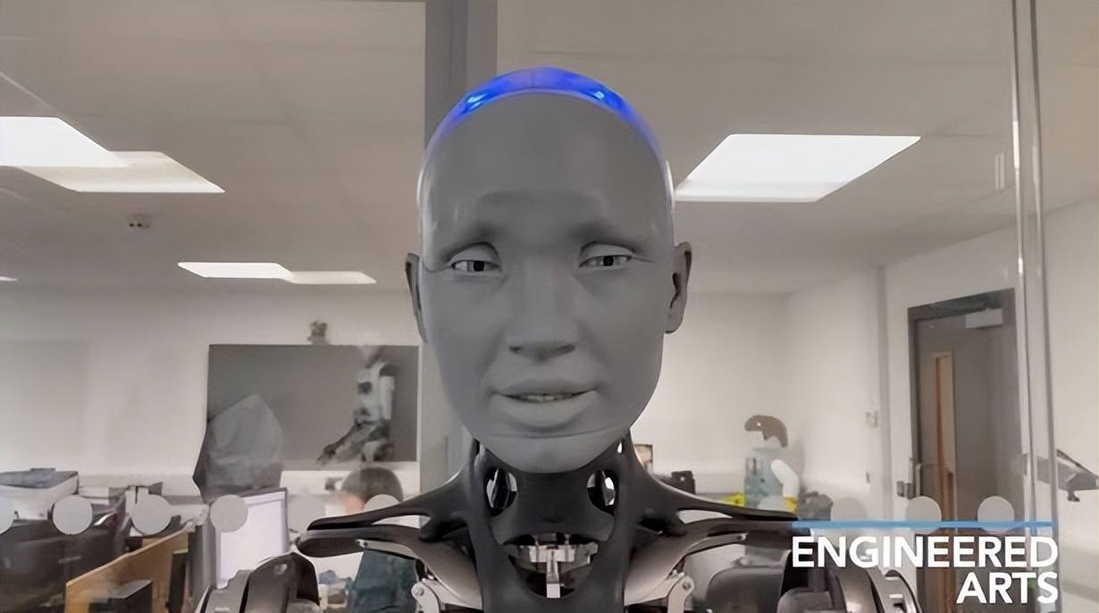 世界上最先进机器人，模仿人类表情，通过语言模型GPT-3回答问题