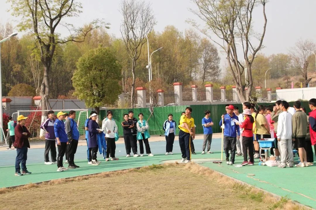 随县第三届“新华杯”中小学生运动会在炎帝学校举行