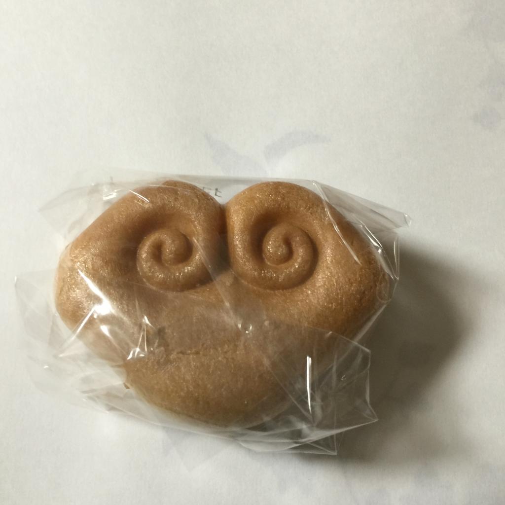 她,凭3平米小店,2款点心,年入3亿多日元(约2000万RMB)