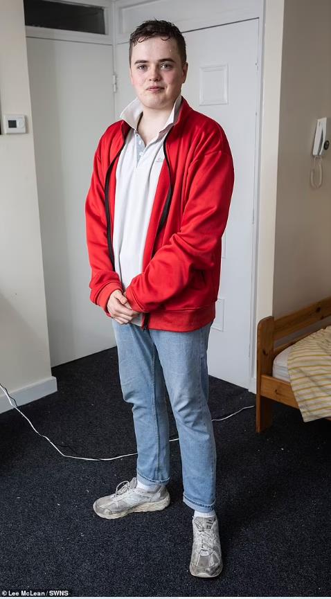 神奇！英国小哥患罕见“通感症”看到名字就能尝到或闻到特定气味