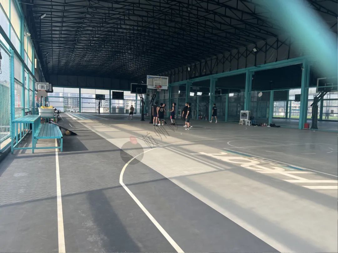 杭州市中心商场萧条吗,杭州核心地段跌了吗