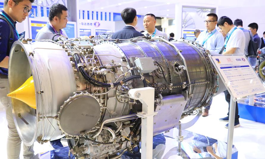 无奈！中国出口48架L-15被冻结，国产航发拖累8亿美元大单？