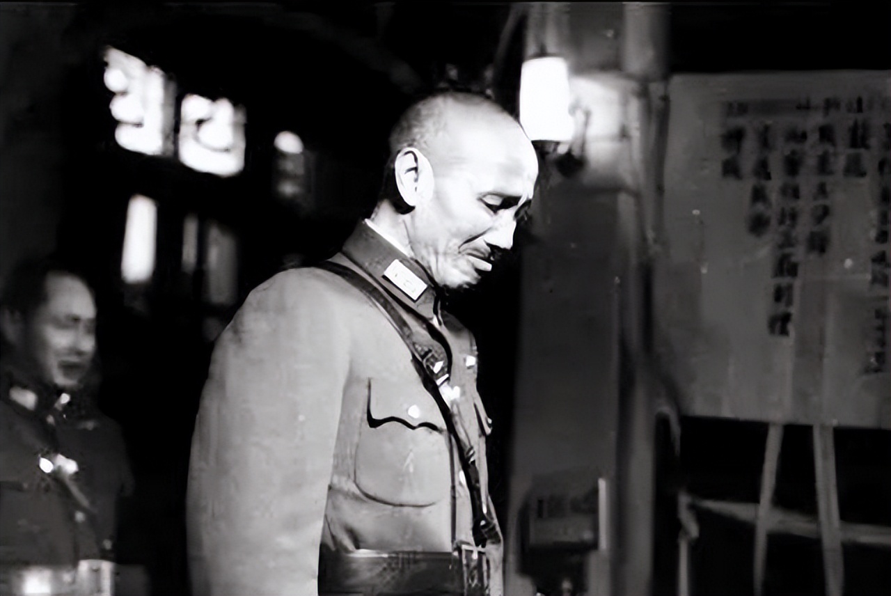 她丈夫牺牲后，毛主席悲伤不已亲写挽联，而她转嫁丈夫兄弟