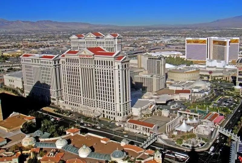 5000万婚礼细节曝光！他“嫁入”豪门，还是赌王家族赚了？