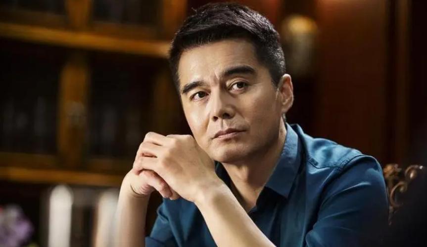 年轻时候最帅的5个男演员,那些长得一般却很有气质的男演员