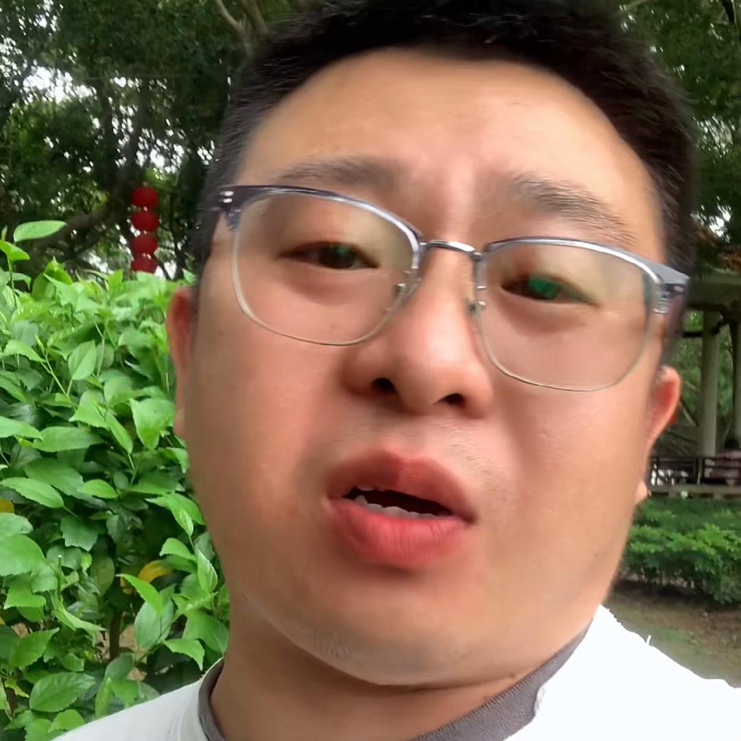 给摆摊的新手朋友忠告和建议,新手摆摊都会经历的一个误区