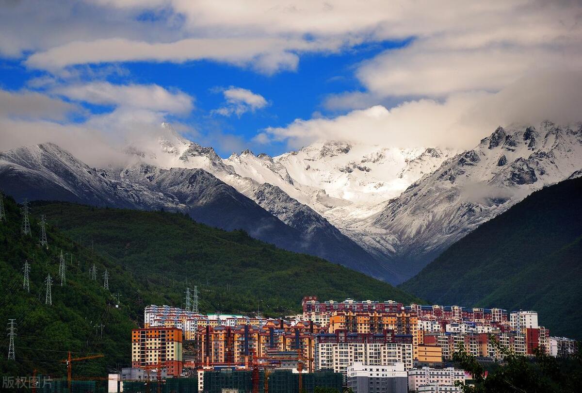 云南十大最美县城,中国最美的十大县城婺源