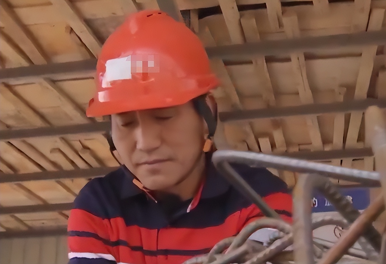 暴利工业废料变废为宝,九零后小伙收废品变废为宝