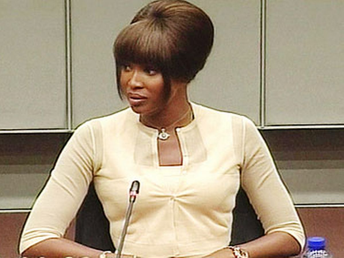 利比里亚前总统多伊怎么被处死的,被宫刑的利比里亚前总统多伊