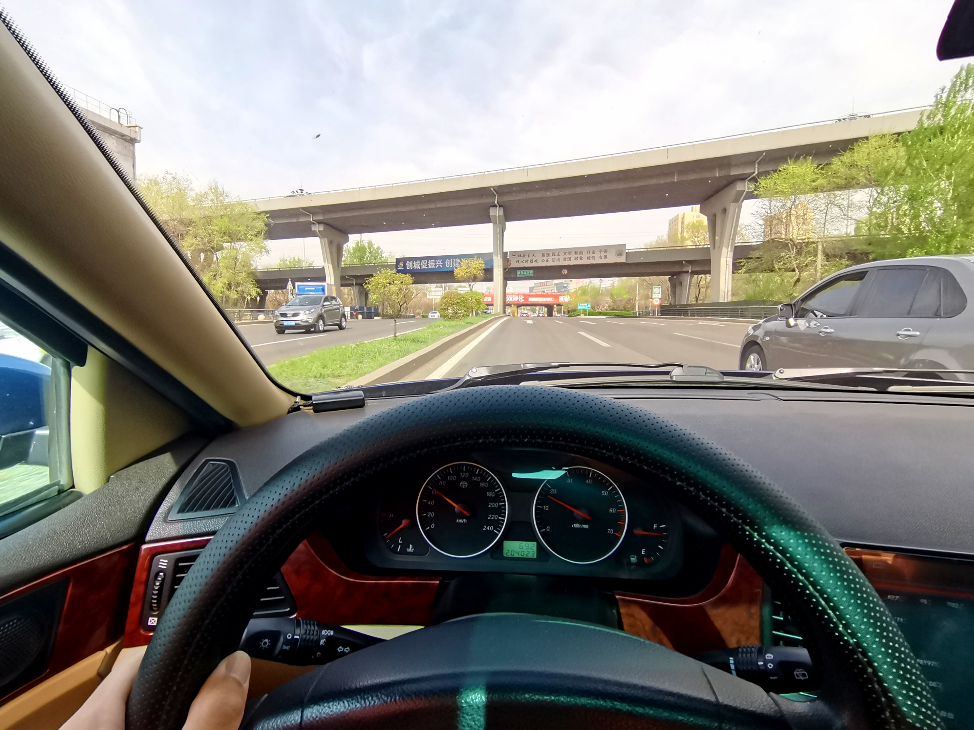 华晨中华骏捷2011款1.8,华晨中华骏捷2000款多少钱