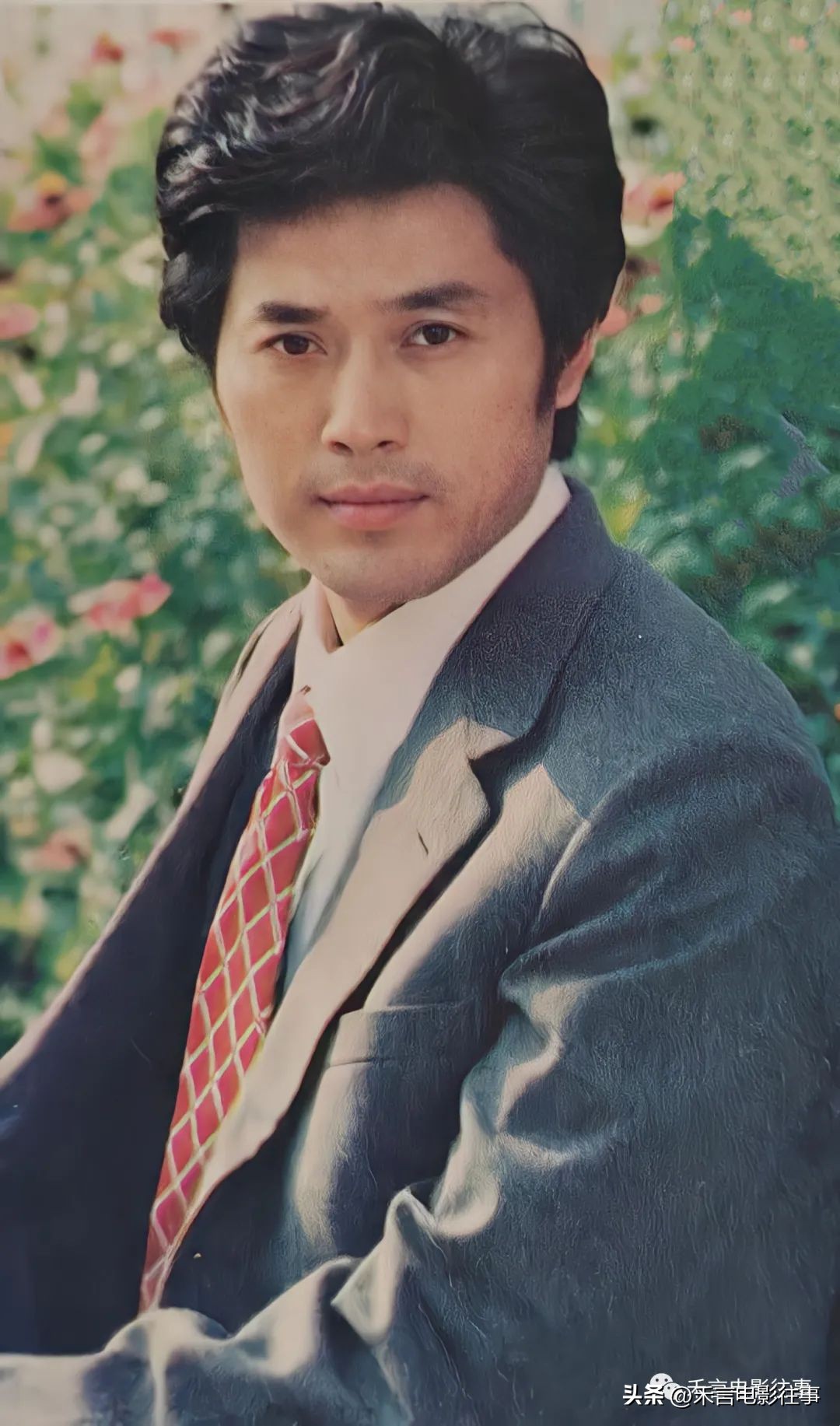 梁波罗、达式常、唐国强、周里京、王志文，哪位男神西服最潇洒？