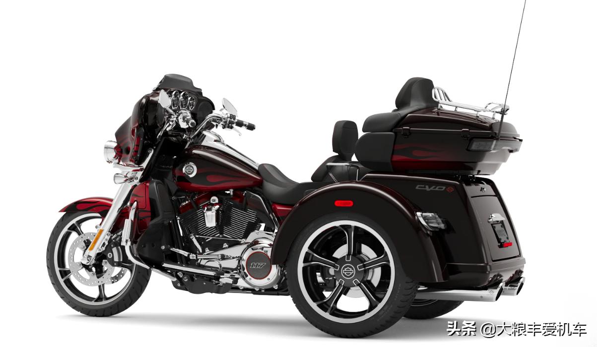 金翼三轮和哈雷三轮哪个好,哈雷金翼三轮摩托车