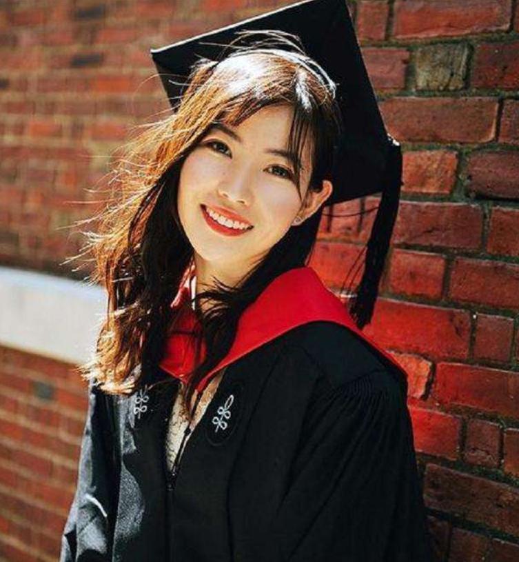 杭州17岁少年保送北大,浙江10岁女孩保送清华