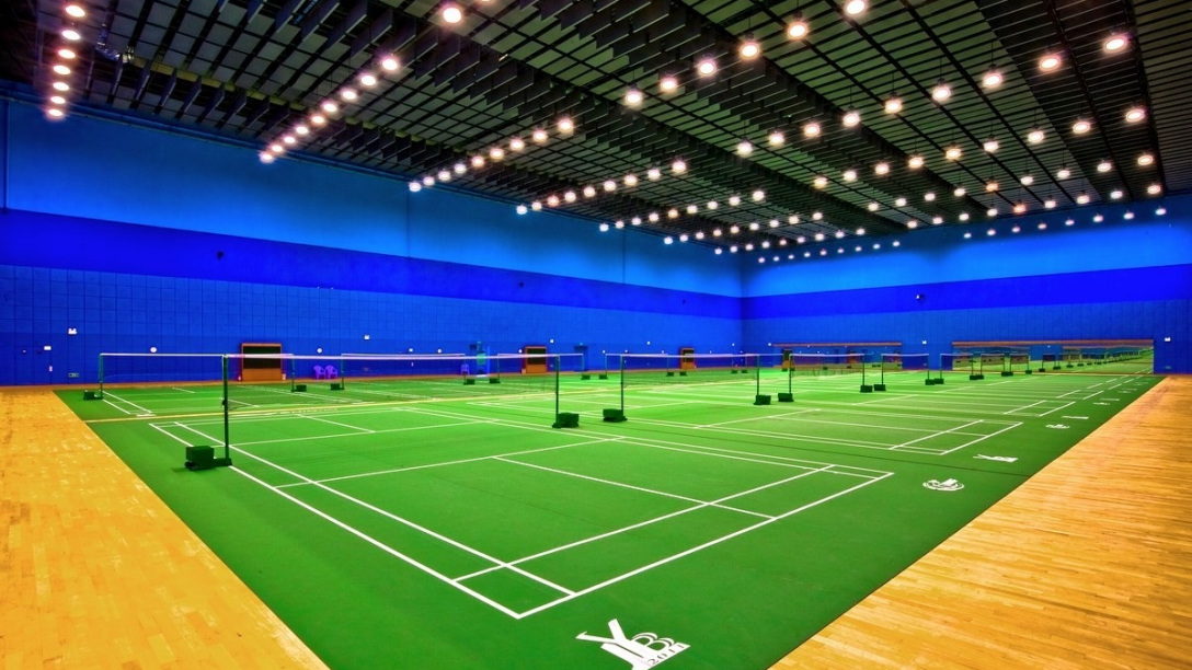 羽毛球馆灯照明,羽毛球馆11米的高度用什么灯
