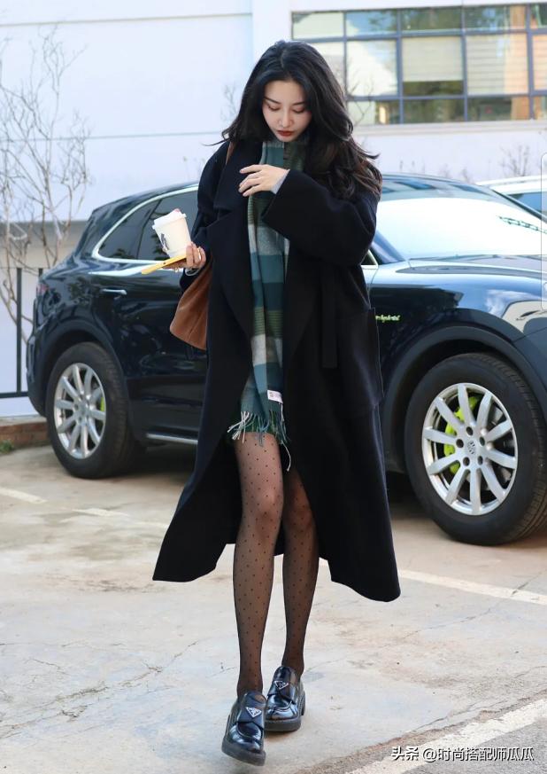 女生穿什么鞋子最好看又实用,看看女生都穿什么鞋