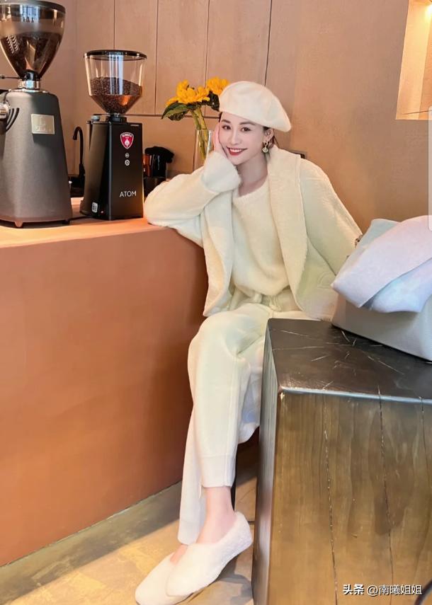 秋冬什么鞋配长裙子比较好看,秋冬穿这三双鞋帅气又显高