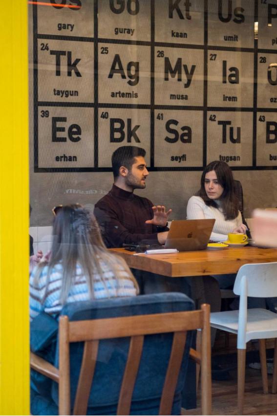 土耳其帅哥全部视频,土耳其的帅哥排行榜