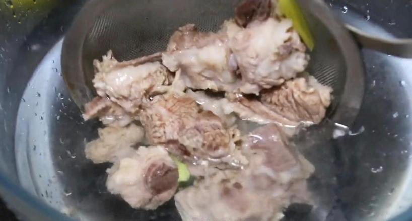 炖莲藕要怎么做才好吃,炖莲藕怎么切不会碎