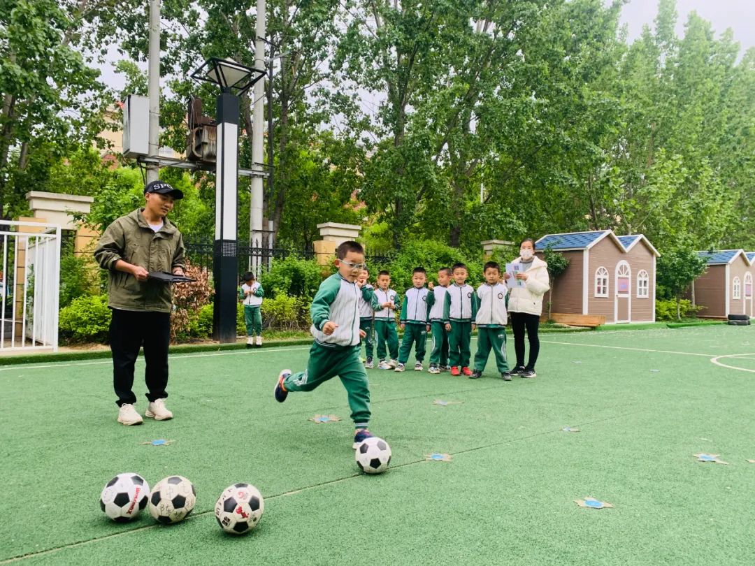 足够精彩足球赛,足够精彩幼儿足球嘉年华