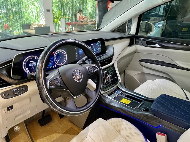 厦门升级商务车内饰价格,漳州商务车改装店