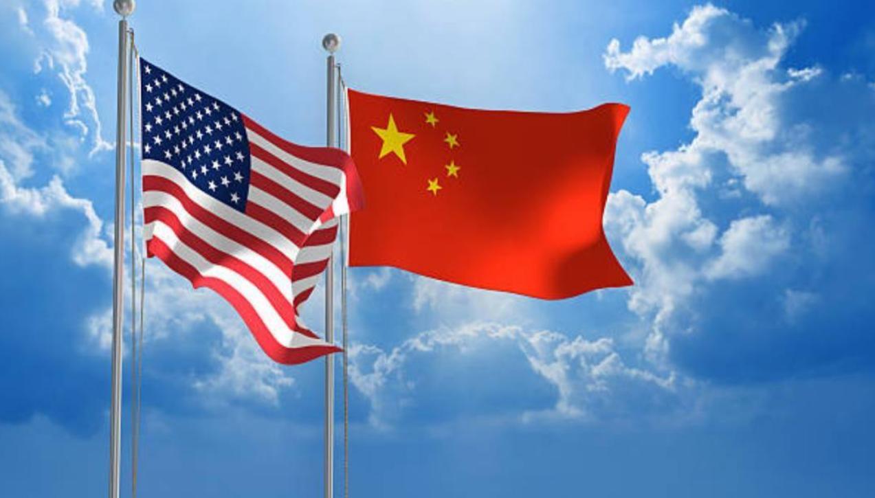 挑战我国钱袋子,制裁不手软,美国理直气壮还要访华?这套路太深