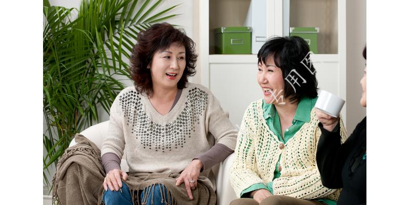 92岁老妈去世留下三个智障儿子,78岁老妈去世后三个女儿争房产