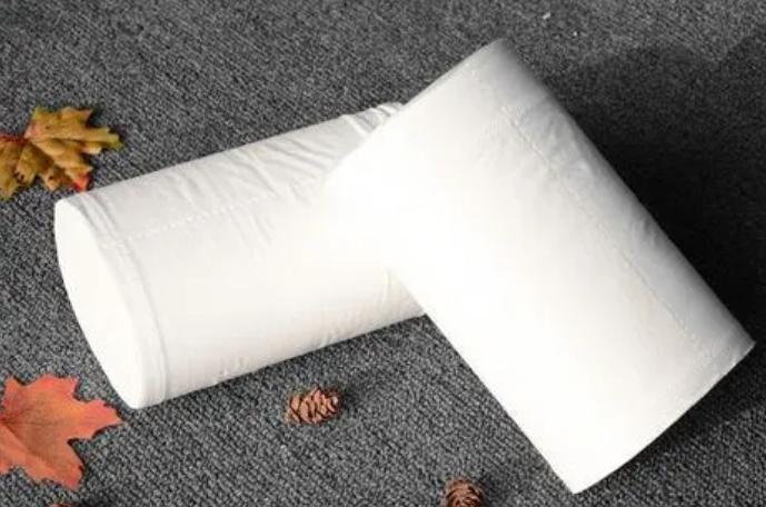 女性女裤有黄尿渍正常吗,女性裤头上带有褐色血渍什么原因