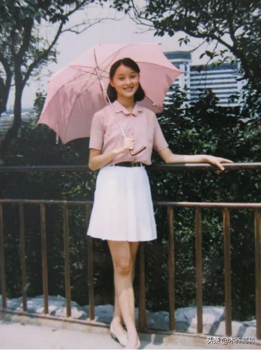 同居5年被抛弃,演员吴越的婚姻情况