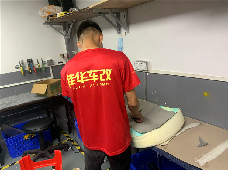 别克君威座椅改超纤皮,别克君威改通风座椅