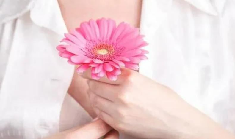 感染hpv病毒会影响正常生活吗,感染hpv病毒就是宫颈癌是对还是错